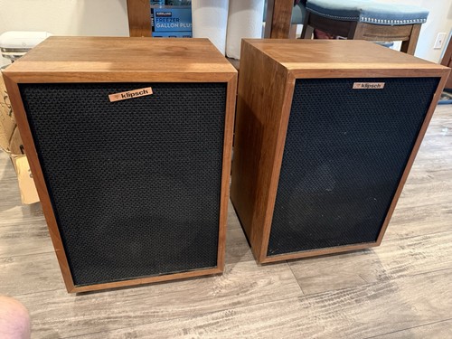 Pair klipsch heresy speakers - pair,